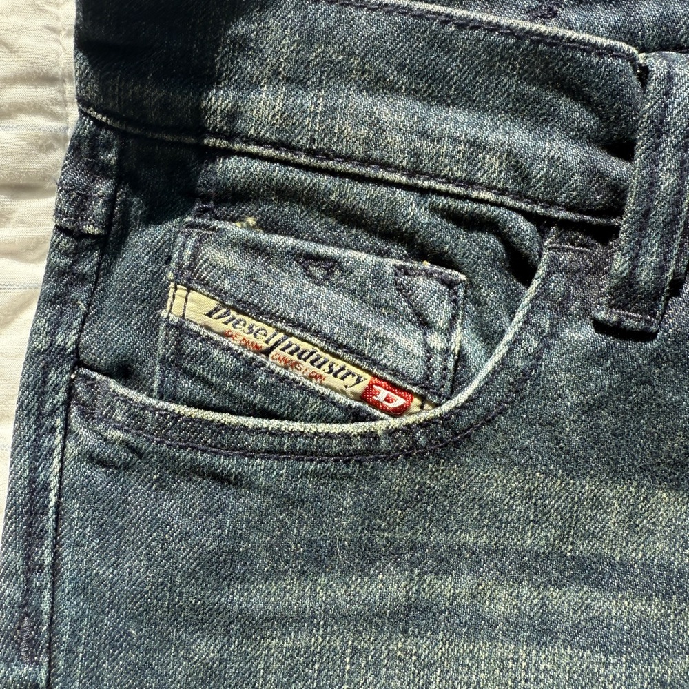 Diesel Straight-Leg Blue Jeans - Picture 10 of 10
